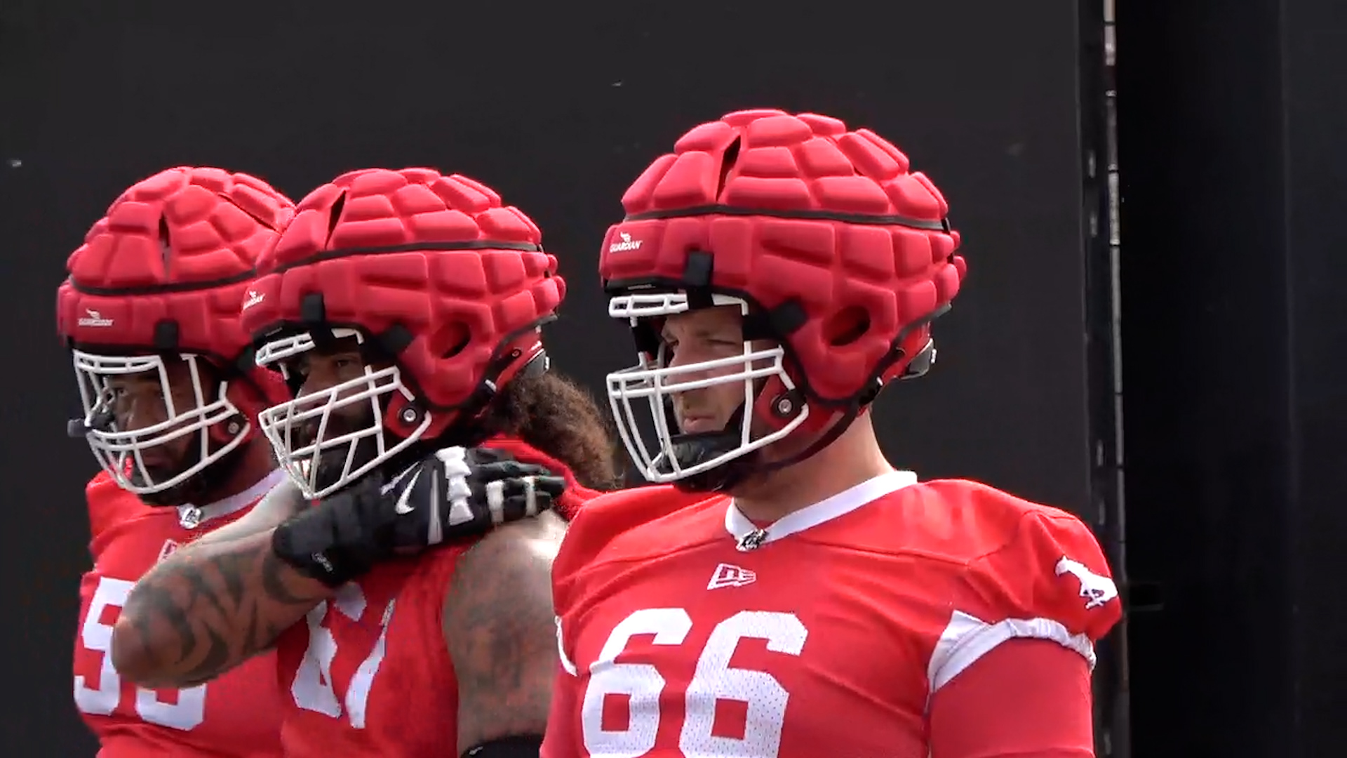 Guardian Caps, a soft-shell helmet cover, among CFL's new player-safety  initiatives